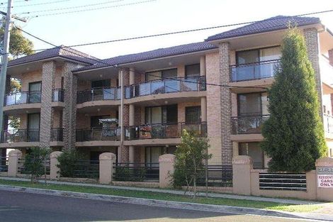 Property photo of 14/27-33 Addlestone Road Merrylands NSW 2160