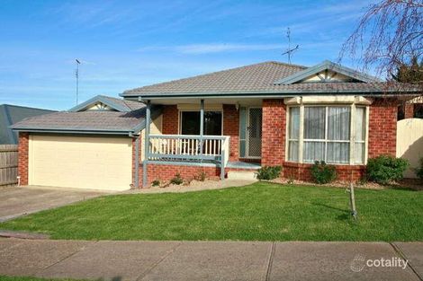 36 Leigh Dr, Pakenham, VIC 3810