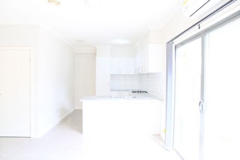 Property photo of 2/3 Everglade Crescent Roxburgh Park VIC 3064