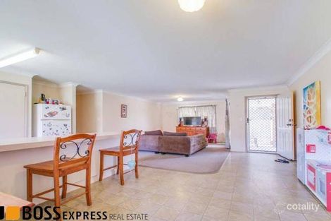 2/8 Neil St, Caboolture, QLD 4510