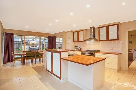 Property photo of 40 Clifford Drive Pakenham VIC 3810