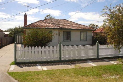 38 Welwyn Pde, Deer Park, VIC 3023