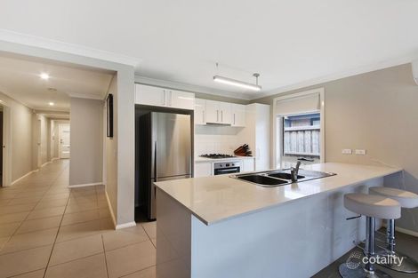 Property photo of 13 Orwell Place Spring Farm NSW 2570