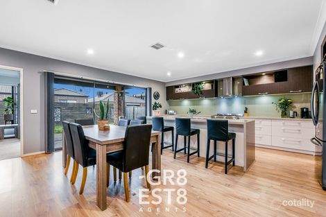 Property photo of 3 Quist Parade Cranbourne West VIC 3977