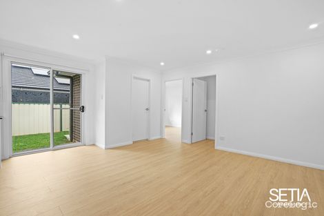 Property photo of 33 Nellie Stewart Drive Doonside NSW 2767