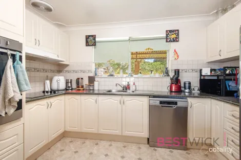 Property photo of 16 Casey Circuit West Bathurst NSW 2795