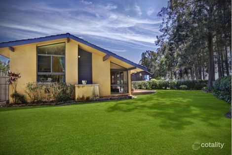 Property photo of 21 Lakedge Avenue Berkeley Vale NSW 2261