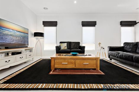 Property photo of 587 Eynesbury Road Eynesbury VIC 3338