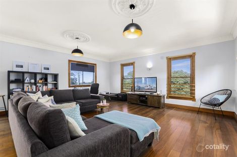 Property photo of 4 Swan Street Wollongong NSW 2500