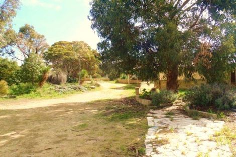 Property photo of 218 Sovereign Hill Drive Gabbadah WA 6041