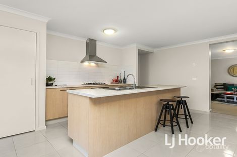 Property photo of 214 Sanctuary Lakes South Boulevard Point Cook VIC 3030