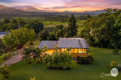 Property photo of 11 Marco Close Pin Gin Hill QLD 4860