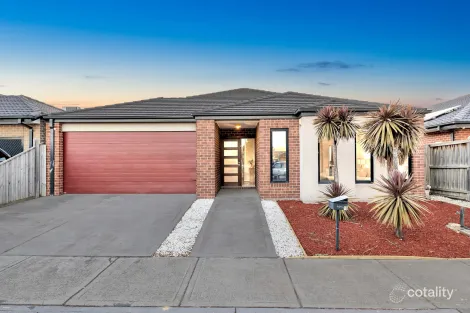 Property photo of 15 Ferriman Way Truganina VIC 3029