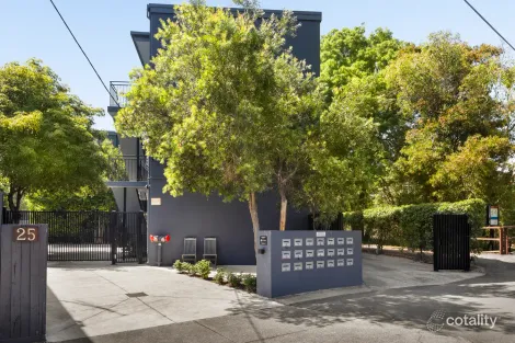 3/25 Foam St, Elwood, VIC 3184