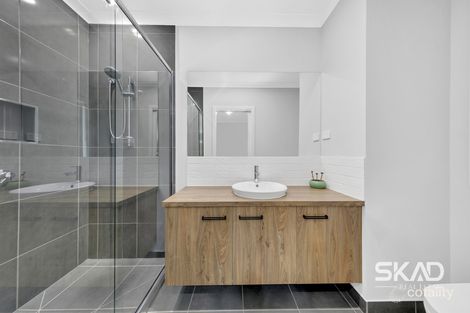 Property photo of 8 Perennial Avenue Wallan VIC 3756