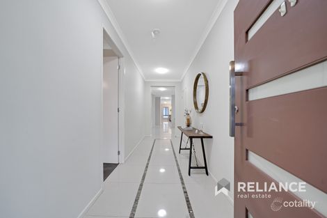 Property photo of 33 Cooinda Way Point Cook VIC 3030