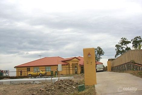 27 William Nixon Way, Edens Landing, QLD 4207