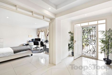 Property photo of 3 Minorca Court Parafield Gardens SA 5107