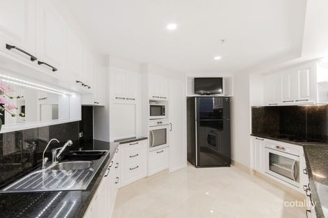 1401/182-192 Marine Pde, Labrador, QLD 4215