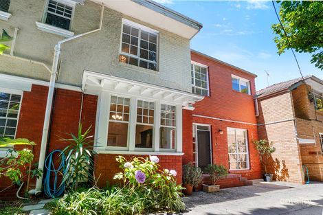 2/1 Wando Gr, St Kilda East, VIC 3183