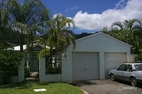 Property photo of 17 Saddle Mountain Road Smithfield QLD 4878