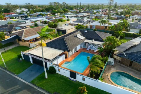 Property photo of 8 Eacham Avenue Coombabah QLD 4216