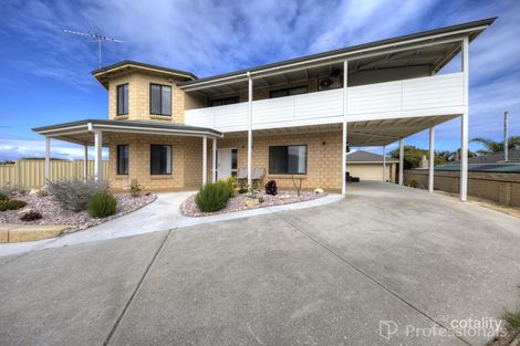 Property photo of 37 Graham Road Quinns Rocks WA 6030