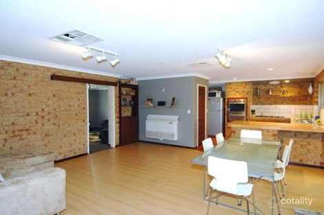 Property photo of 4 Chamberlain Street Gosnells WA 6110