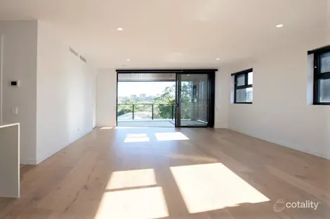 Property photo of 405/35-39 Lambert Road Indooroopilly QLD 4068