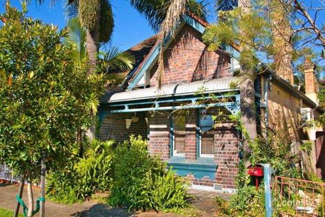 39 Charlecot St, Dulwich Hill, NSW 2203