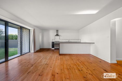 Property photo of 14 Anne Street Wodonga VIC 3690