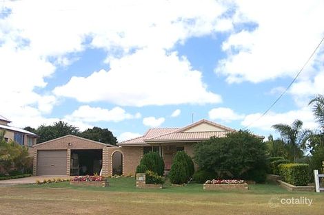 33 Regent St, Granville, QLD 4650