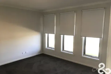 Property photo of 19 Blackmore Road Mickleham VIC 3064