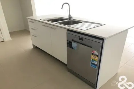 Property photo of 19 Blackmore Road Mickleham VIC 3064