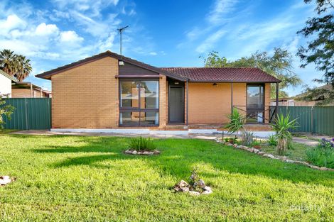 Property photo of 33 Chowilla Court Craigmore SA 5114