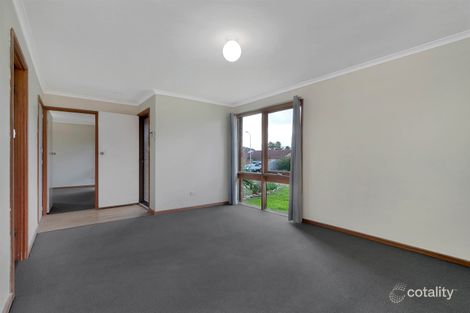 Property photo of 33 Chowilla Court Craigmore SA 5114