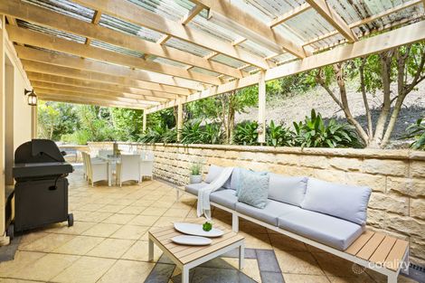 Property photo of 44 Winchcombe Place Castle Hill NSW 2154