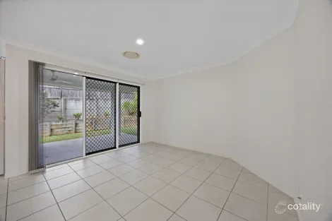 Property photo of 3 Karloom Close Kirkwood QLD 4680