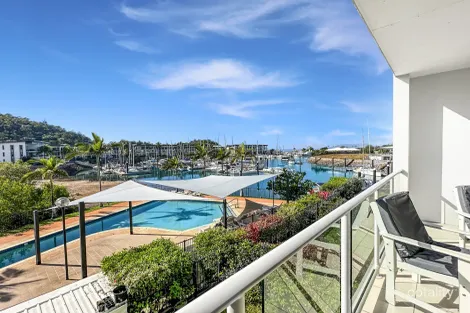 17/1-3 The Cove, Nelly Bay, QLD 4819