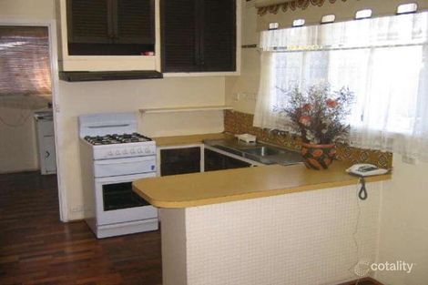 Property photo of 2 Putt Grove Keysborough VIC 3173