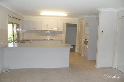 Property photo of 16 Kelso Close Yamanto QLD 4305