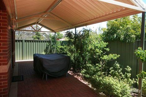 Property photo of 4/5 Poets Lane Kalamunda WA 6076