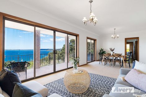 Property photo of 23 Ealing Crescent Fishing Point NSW 2283