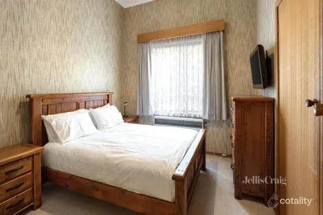 Property photo of 10 Seymour Avenue Carnegie VIC 3163