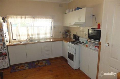 Property photo of 32 Field Street Shepparton VIC 3630