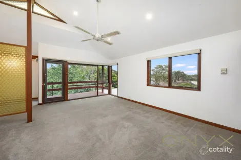 Property photo of 11 Lapis Crescent Bardwell Valley NSW 2207