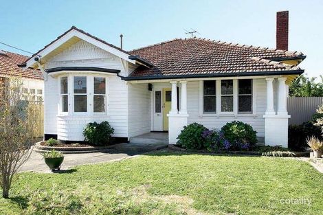 5 Lily St, Fairfield, VIC 3078