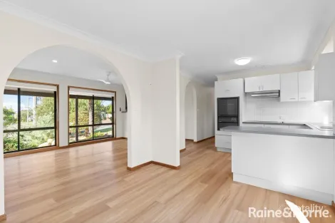 Property photo of 17 Simmons Drive Ulladulla NSW 2539