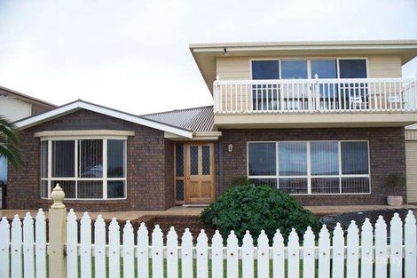 Property photo of 112 Beach Road Coobowie SA 5583