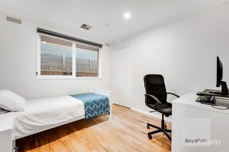 Property photo of 19 Cassandra Drive Gladstone Park VIC 3043
